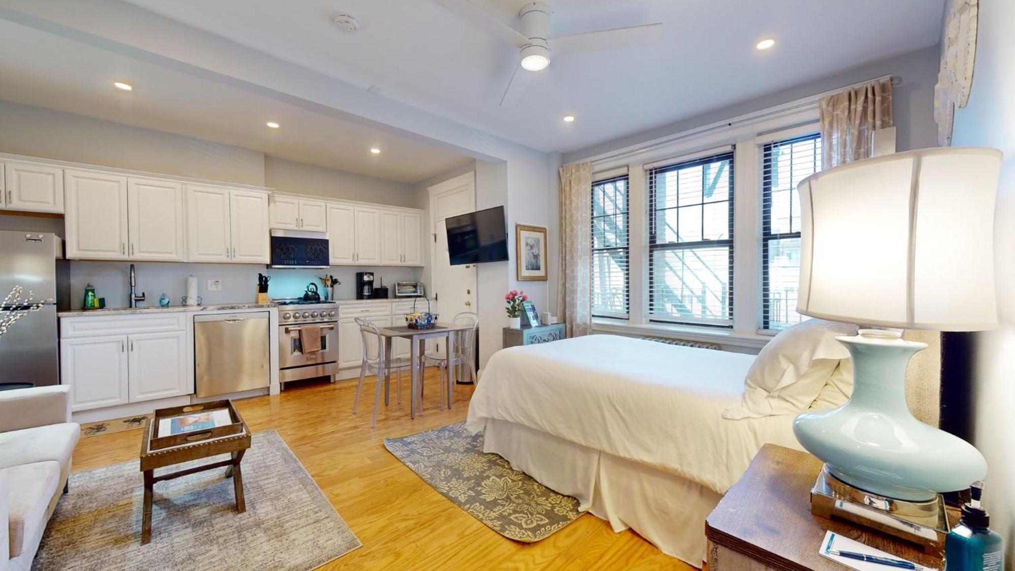 Sunny,Cozy,Near Bc,Bu,Boston,Mbta 아파트 외부 사진